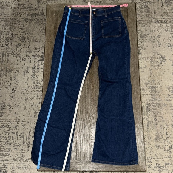 LOFT Patch Pocket High Rise Slim Flare Jeans Classic Mid Indigo Wash - Picture 9 of 11